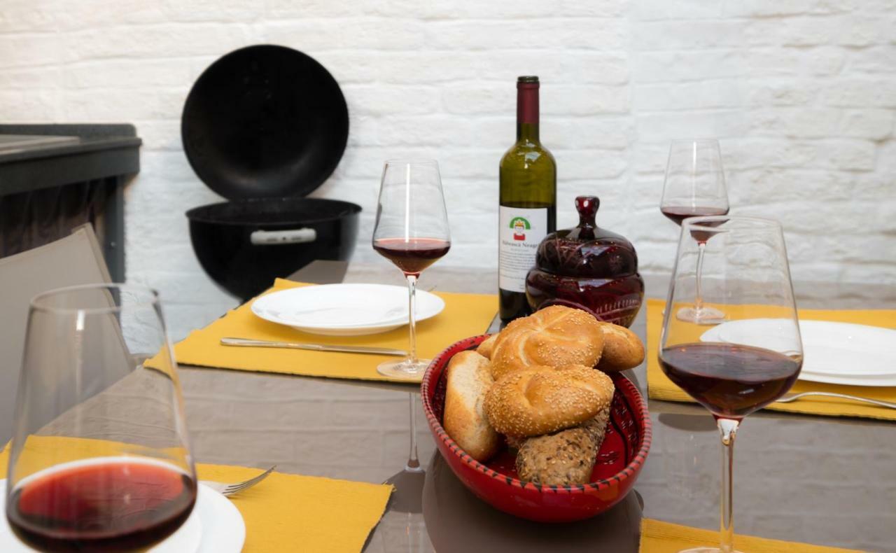 Good Living Bucharest Aparthotel Екстериор снимка